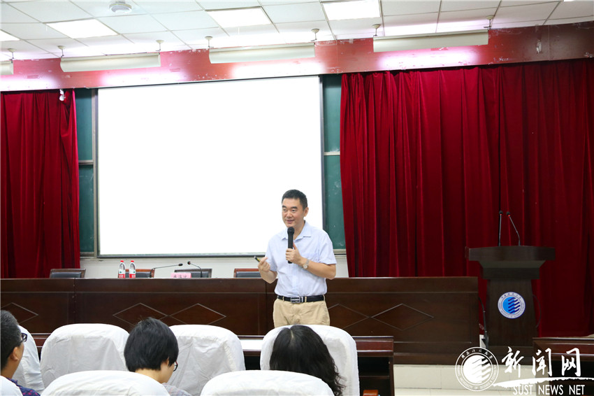 心理咨询专家唐海波教来校进行大学生心理危机干预辅导