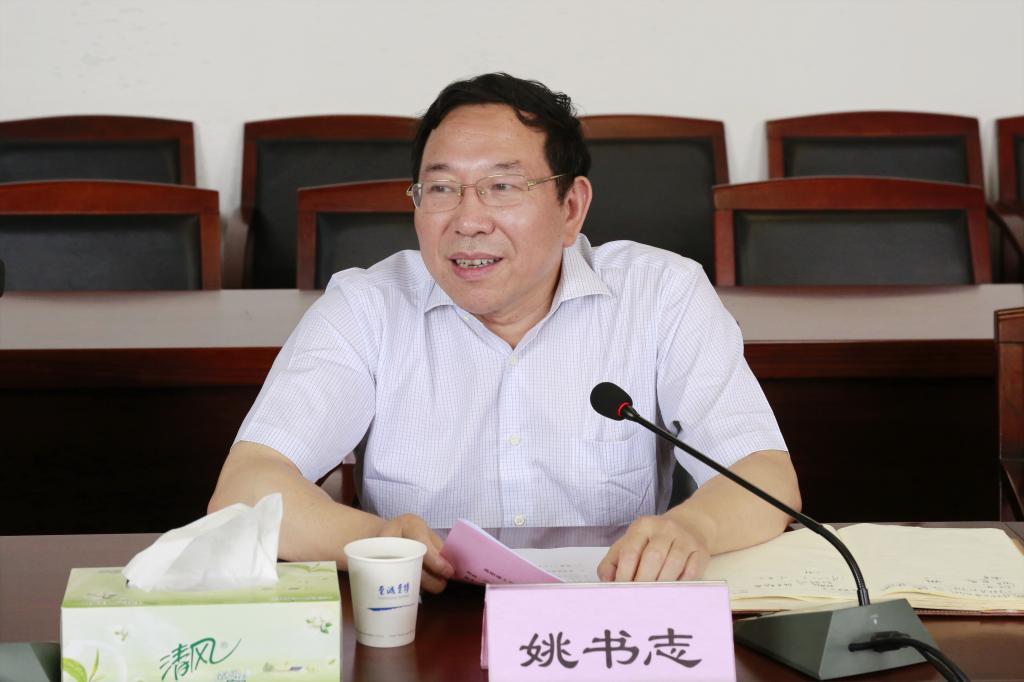 南阳理工学院校长刘荣英一行来我校考察调研